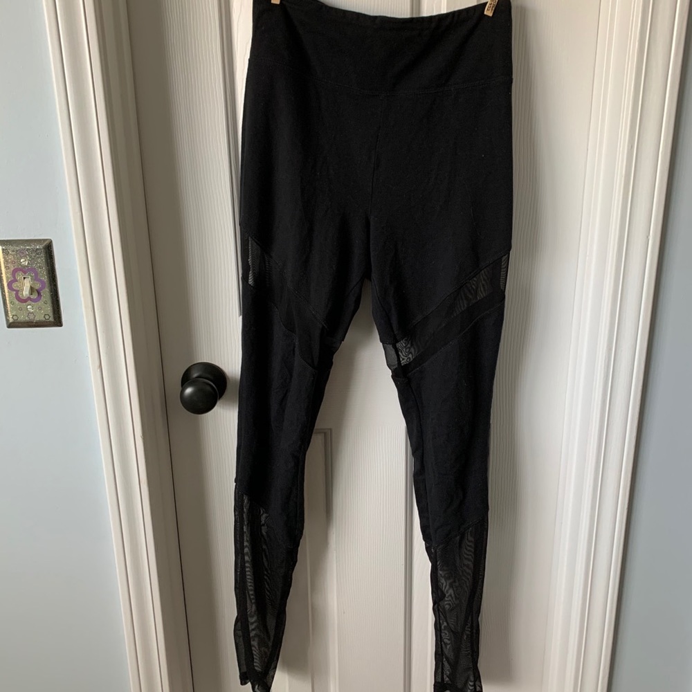 high waisted mesh cut out leggings